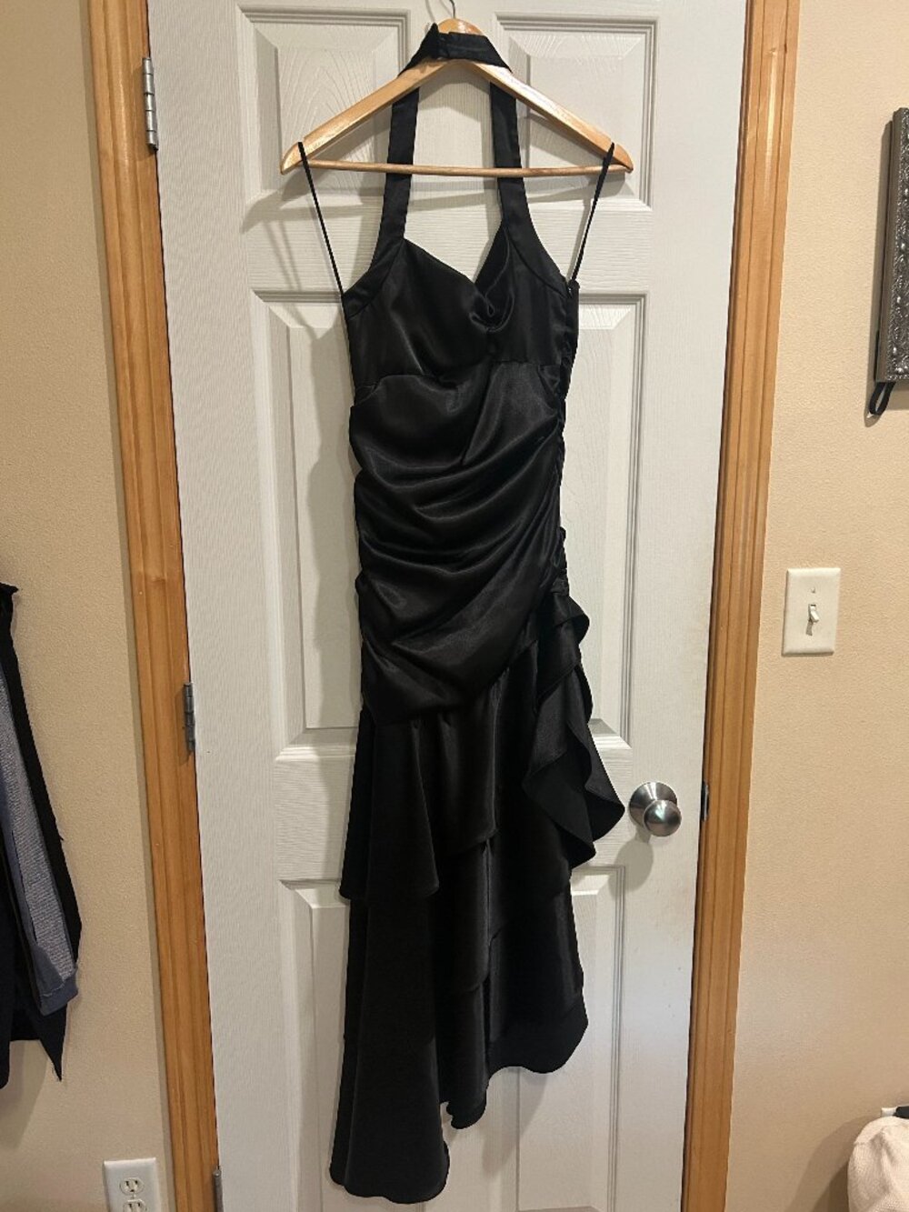 Black Satin Halter Evening Gown with Ruched Bodice & Ruffle Skirt Sz Medium
